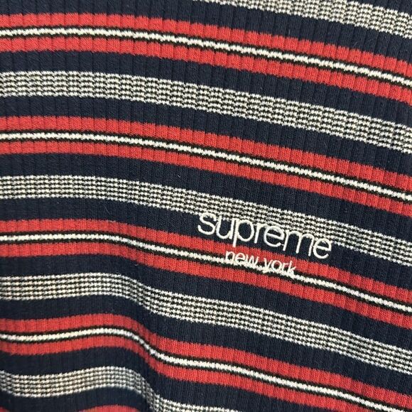 FW17 Supreme Classic Logo Striped Shirt - L - Picture 2 of 4